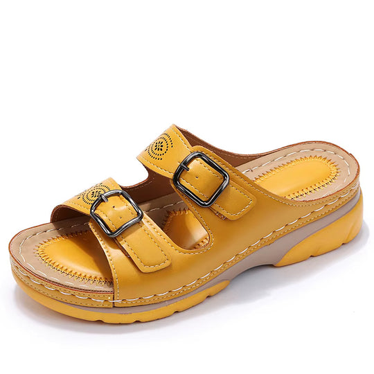 Claquette orthopédique femme à boucles réglables jaune