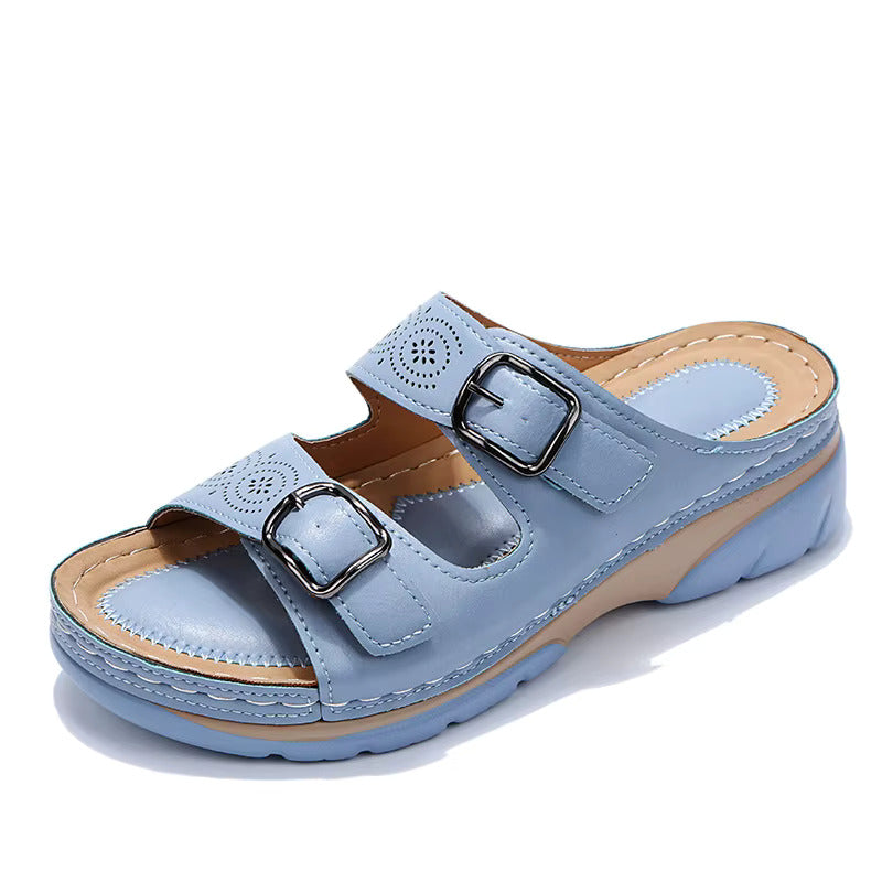Claquette orthopédique femme à boucles réglables bleu clair
