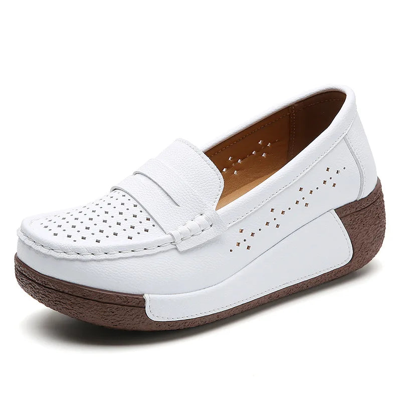Mocassin orthopédique femme ajouré respirant blanc