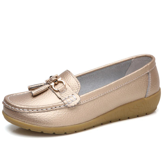 Mocassin orthopédique femme à boucle élégante doré