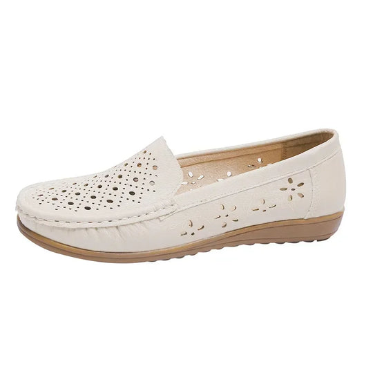 Mocassin orthopédique femme perforé floral beige