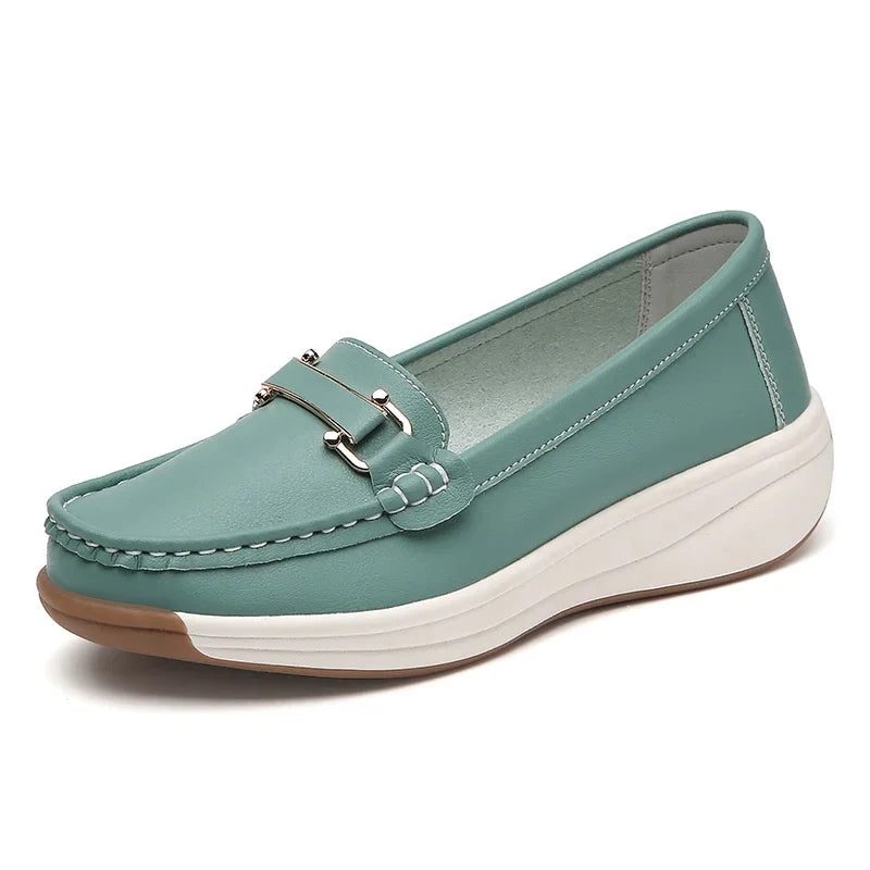 Mocassin orthopédique femme à semelle compensée vert