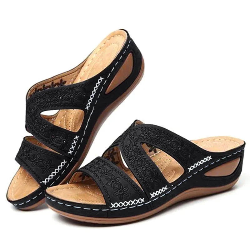 Claquette orthopédique femme à talon compensé