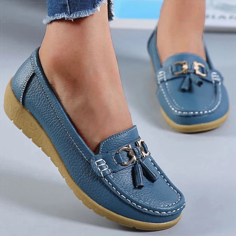 Mocassin orthopédique femme à boucle élégante
