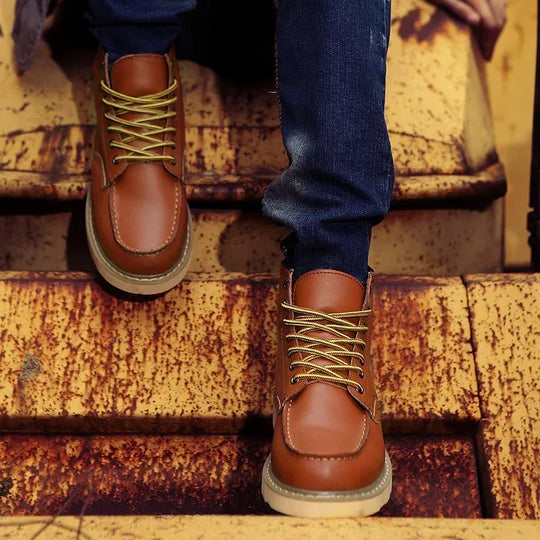 Botte orthopédique homme marche tout-terrain